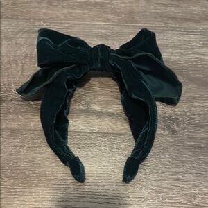 Anthropologie Velvet Bow Headband in Dark Green